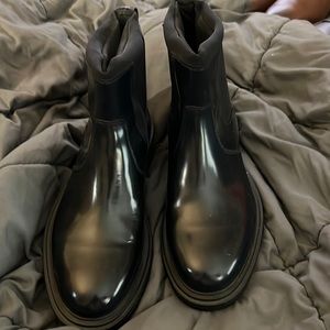 Hugo Boss Leather Chelsea Boot Brand New
